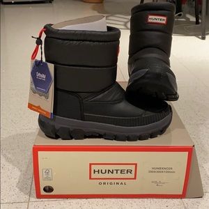 Brand New Hunter snow boots